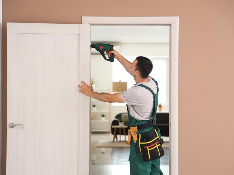 LocationSquare handyman preparing a rental property